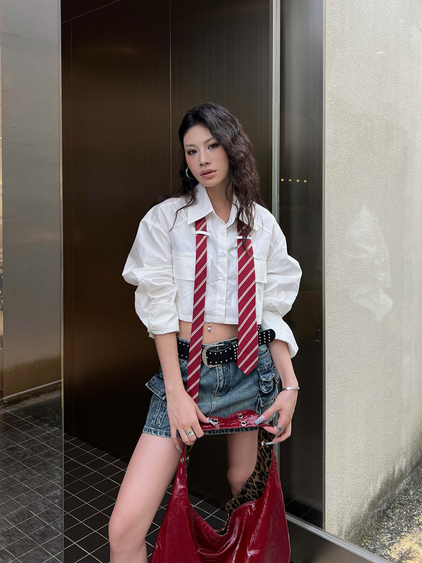 秋季新款单排扣露脐甜酷辣妹风女士衬衣领带拼接纯棉衬衫女56032|undefined