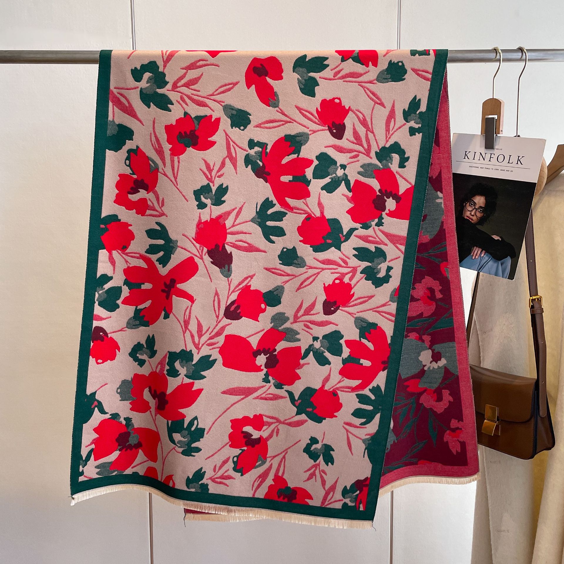 2023 estilo coreano suave todo fósforo floral impreso bufanda larga de las mujeres engrosada cálida bufanda de Cachemira como chal exterior