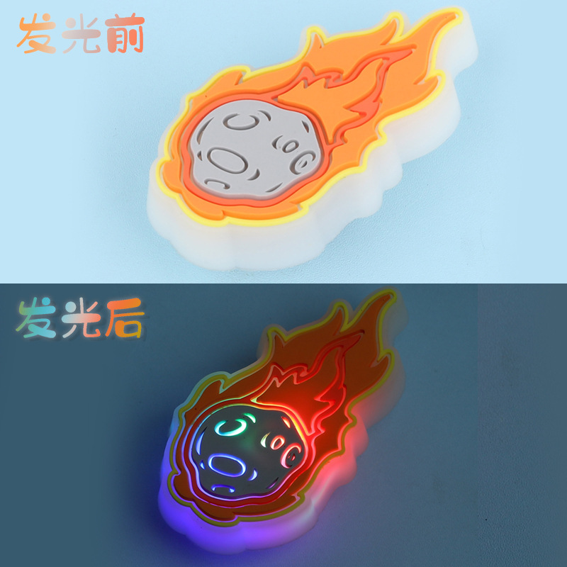 新しいホット販売下駄靴花 LED 発光点滅発光恐竜 DIY 靴バックル靴アクセサリー装飾バックル