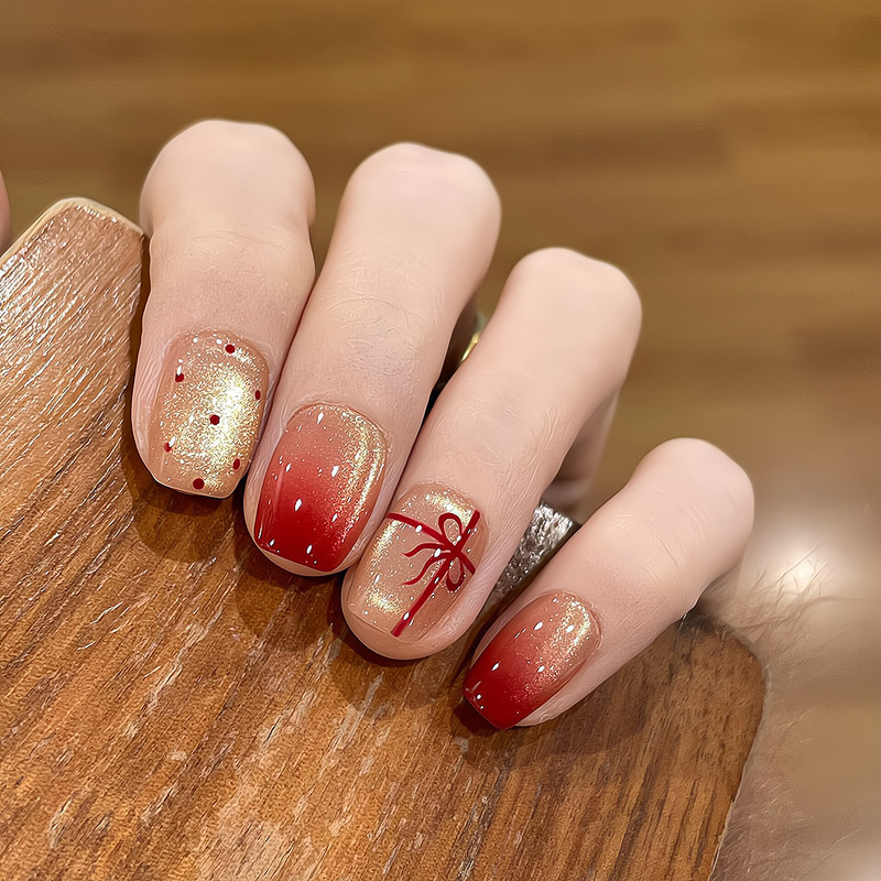 [Original by Ling Luo] Christmas Atmosphere-Inspired Ins-Style Red Polka Dot Bow Short Cat-Eye Handmade Wearable Nails