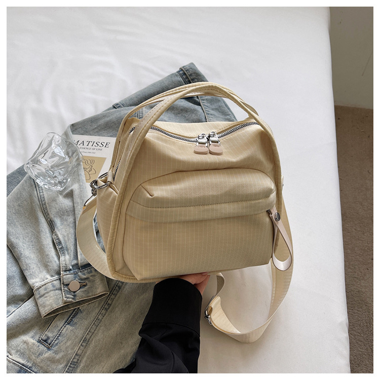 Casual bolso de mano ligero para mujeres 2026 nueva moda bolso de nylon cuadrado de viaje ocio mochila de hombro