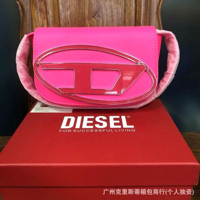 ジングルバッグ 2024 新年モデルニッチデザインハイエンド脇の下クロスボディハンドヘルドレディースバッグファッションシングルショルダー小さなスクエアバッグ|undefined