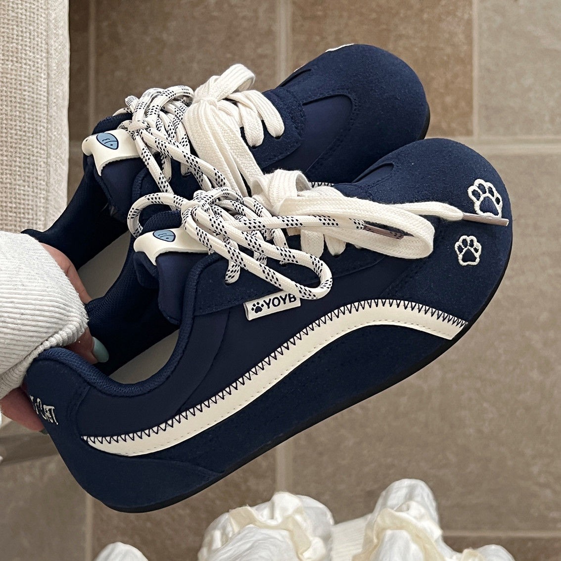 Zapatos de entrenamiento para mujeres 2025 otoño nuevo patina de soplado de dopamina universal nicho universal chic zapatos deportivos para mujeres