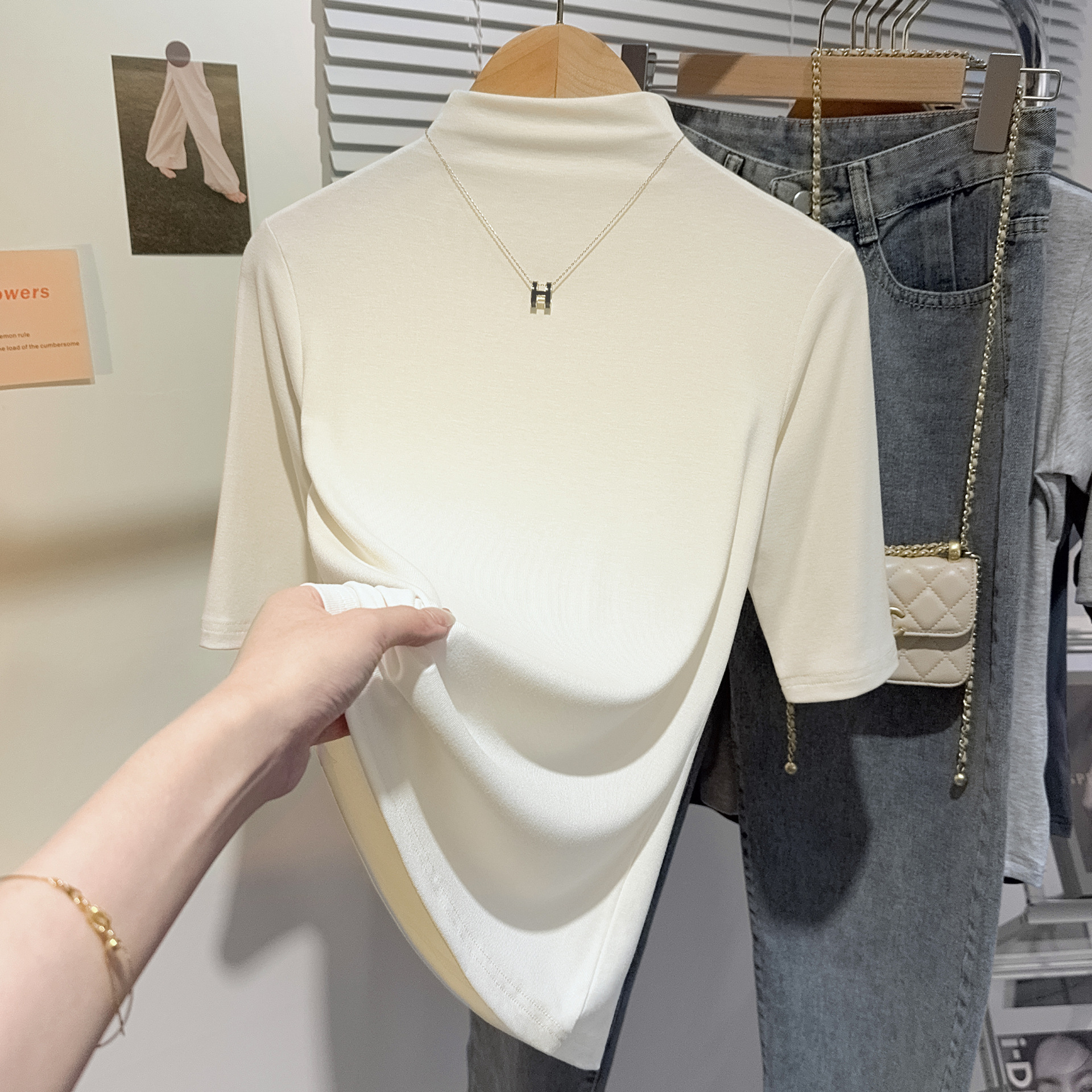 Threaded 니트 하프 하이 칼라 반소매 티셔츠 여성용 봄과 여름 슬림-세련된 올 매치 우아한 미드 슬리브 탑베이스 레이어 셔츠