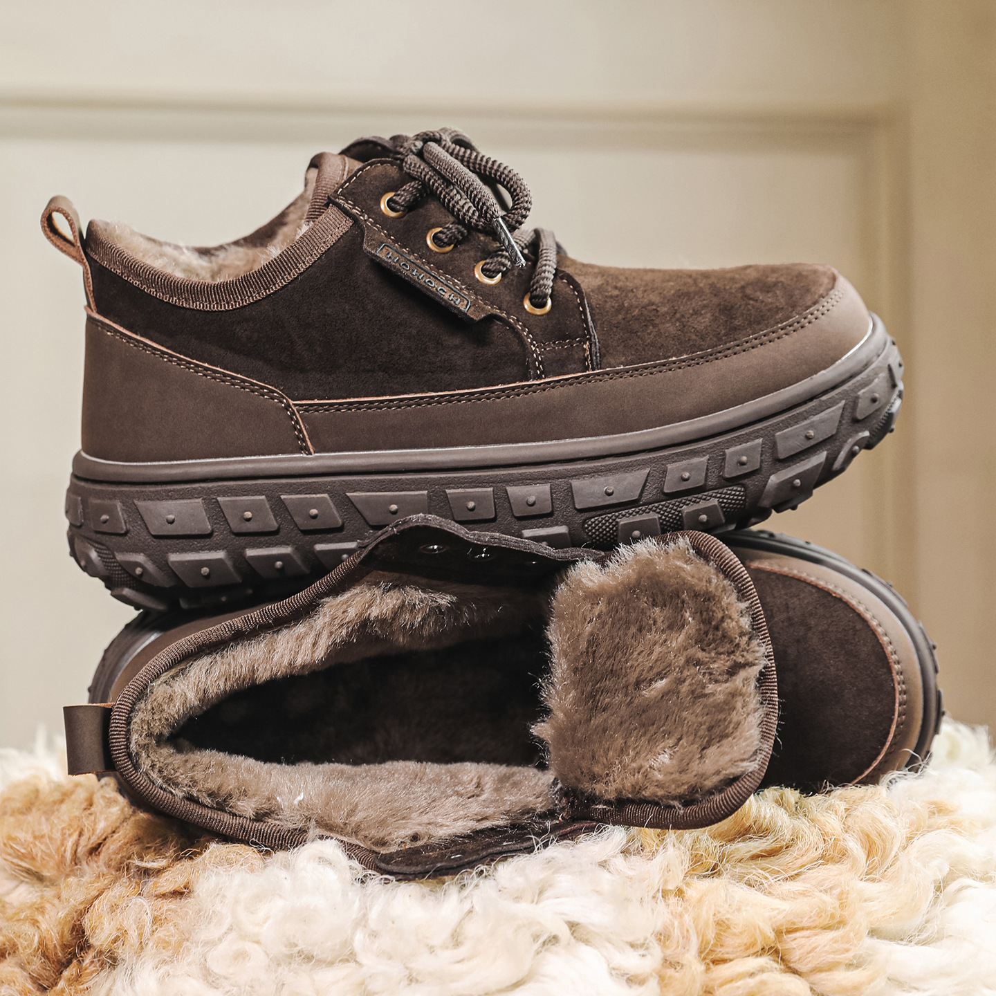 2025冬季新款轮胎保暖加绒加厚雪地靴男短筒百搭防寒老钱风棉鞋