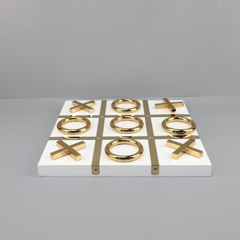 White chess pieces laid flat 34*34*4cm