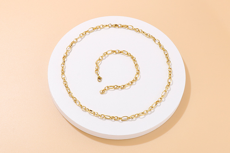 7g Weight Vacuum Plating Gold Plating Process 18K Gold Plated Plating Material Wedding, Travel Occasion 304 Stainless Steel Material Geometric Pattern Women'S Gender Fashion Style Gold, Silver Color Fashion 18K Gold Plated Titanium Steel Wholesale 4