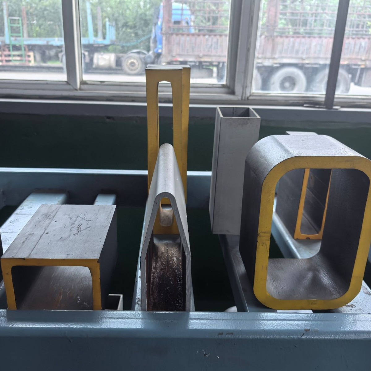 广东优惠供直角方管 热轧方矩管 幕墙管|直角无缝方管 无缝方管