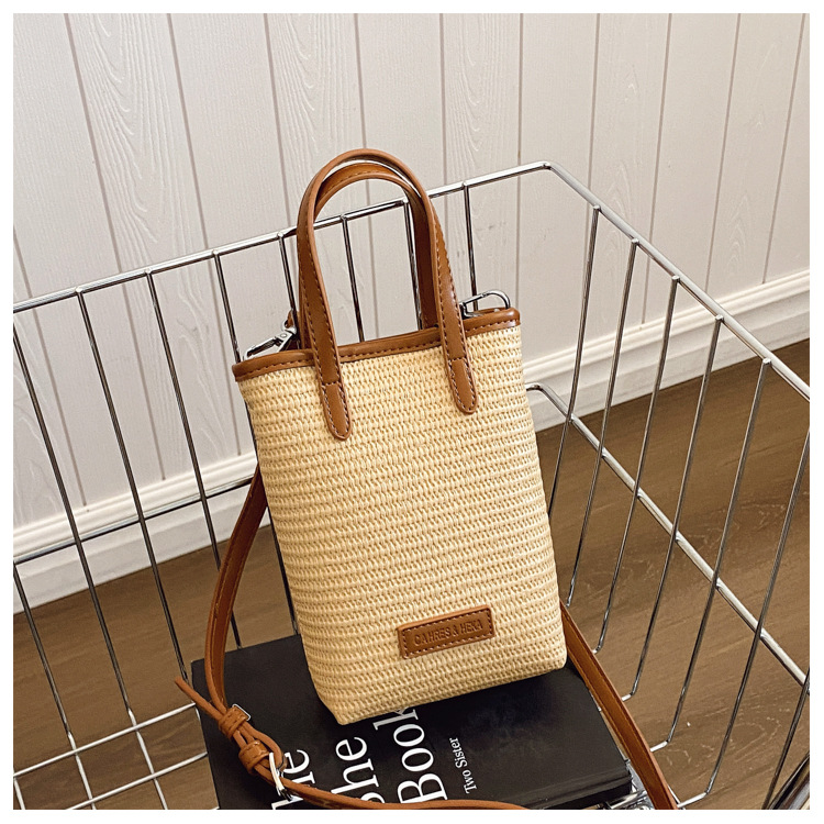Summer straw woven beach bag 2025 New style seaside vacation handbag, simple and versatile bucket bag, woven crossbody bag undefined