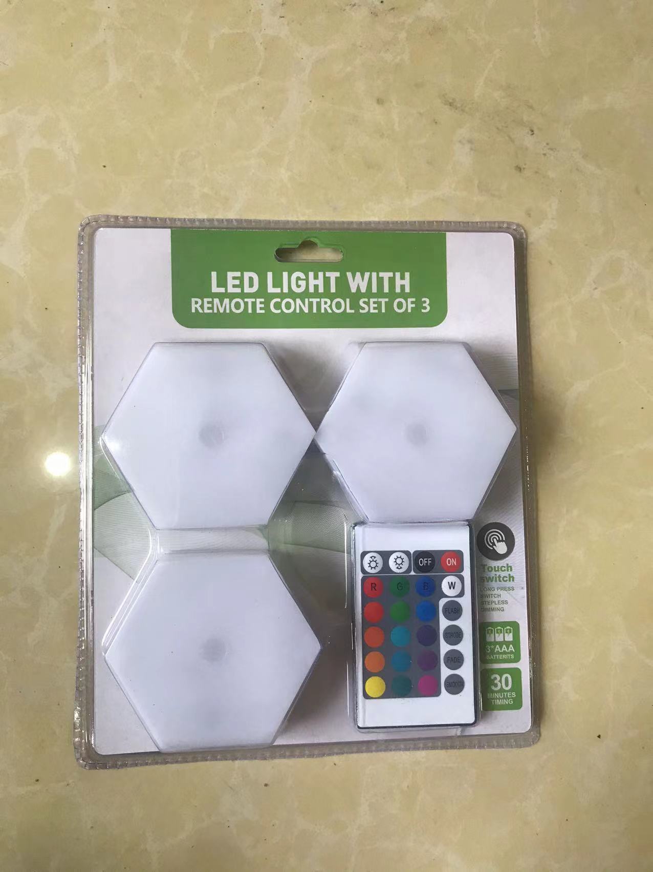 Productos transfronterizos COB control remoto inducción palpitante lámpara de cabezal de cama lámpara de alimentación lámpara de armario lámpara de armario lámpara de noche táctil