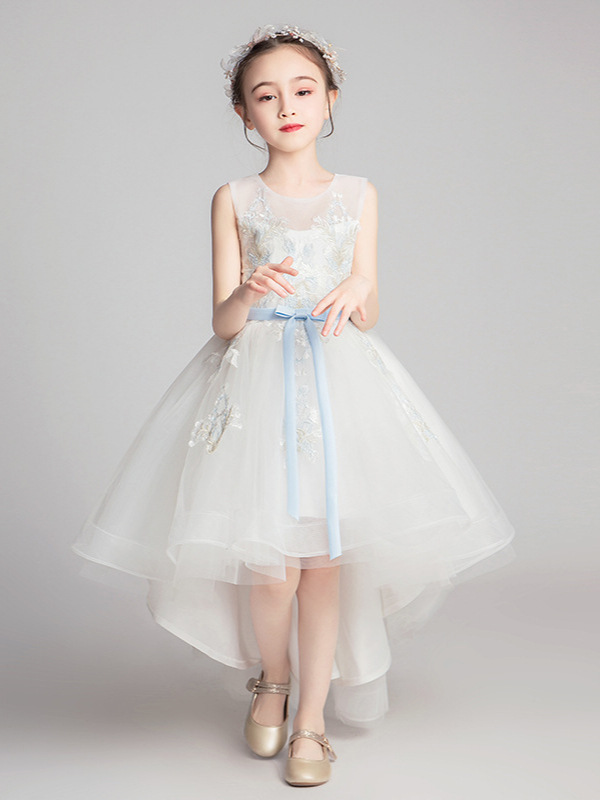 Vestido de princesa formal para niñas pequeñas, traje de actuación con ribetes de encaje, atuendo blanco largo para fiesta de cumpleaños infantil.