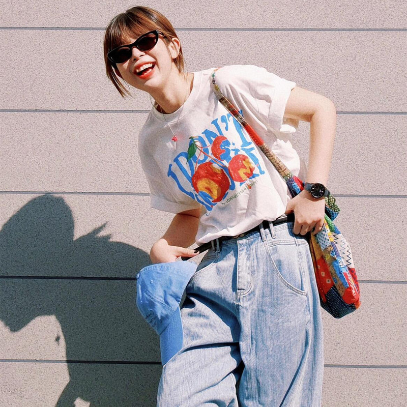 Plus-Size Women's Youthful Letter Print Drop-Shoulder Oversized T-Shirt, Spring/Summer Style, Relaxed Fit, Slimming, Comfortable Top for Women Plus-Size Women's Youthful Letter Print Drop-Shoulder Oversized T-Shirt, Spring/Summer Style, Relaxed Fit, Slimming, Comfortable Top for Women