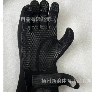Factory Wholesale New Neoprene Waterproof Anti-Slip Adhesive Gloves with Four-Button Adjustable Wristband