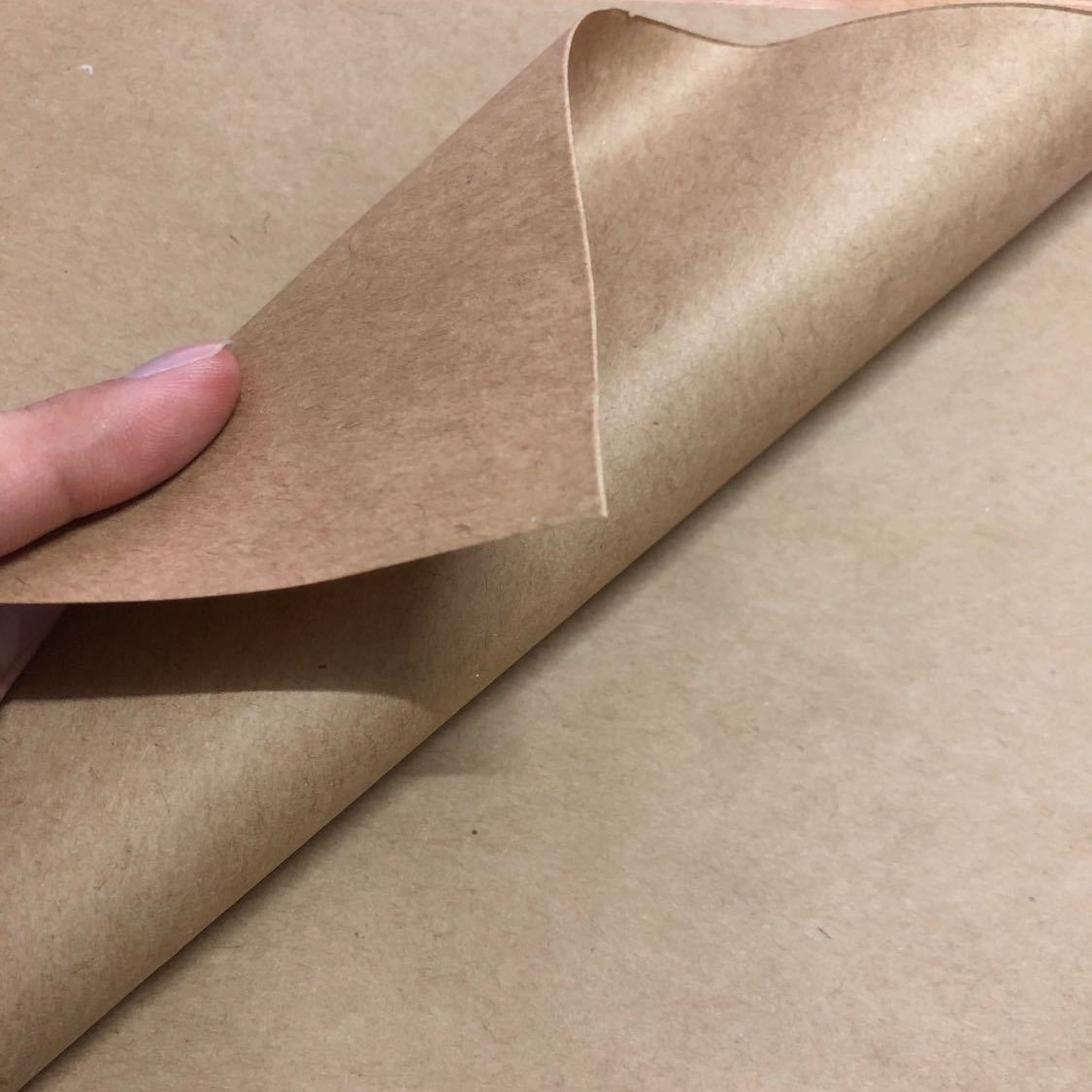 国产A级B级黄色牛皮纸 再生黄牛皮纸 单光黄牛皮纸环保可回收