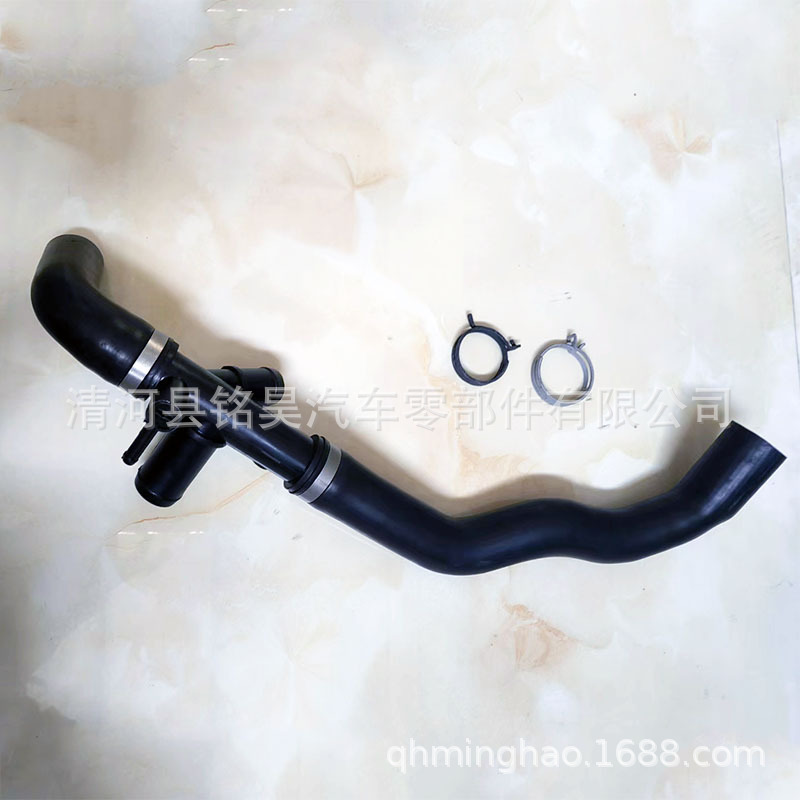 Gran oferta directa de fábrica LR012615 adecuado para manguera de extrusión de tubería de agua de radiador Land Rover Jaguar