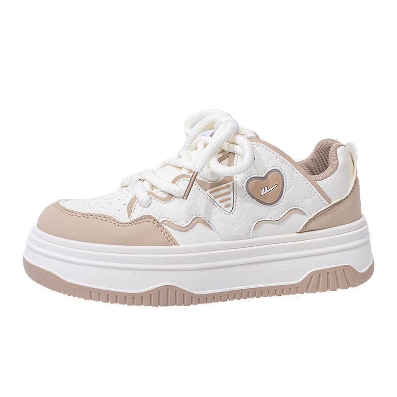 Retorno de terciopelo calentador zapatos de suela gruesa para mujeres nuevos zapatos de algodón de moda de invierno amor zapatos de altura baja zapatos de skate estudiantes de color para mujeres