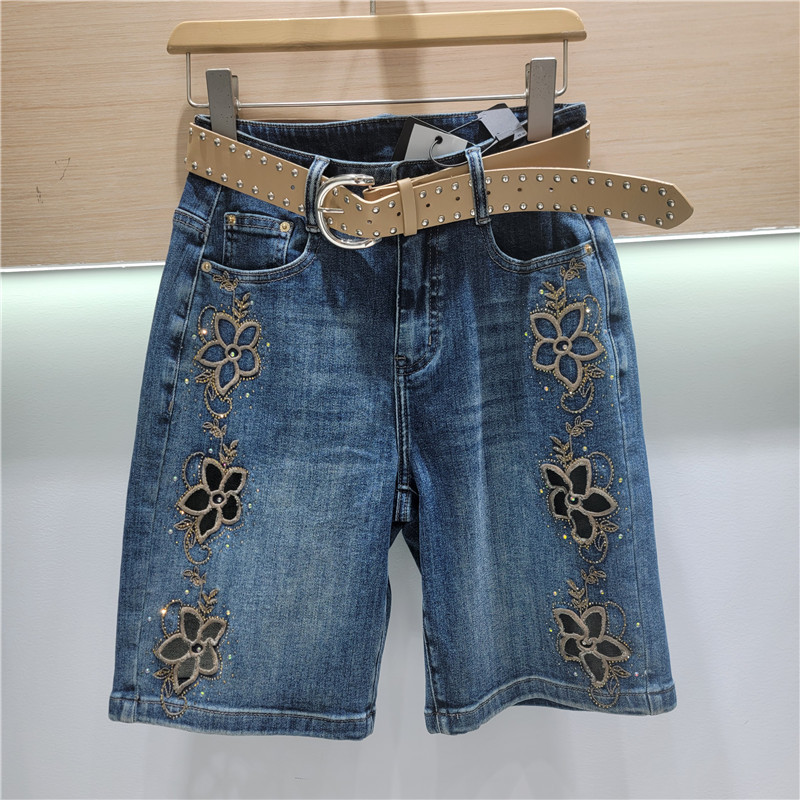 Bermudas de Mezclilla Bordadas para Mujer de Mezclilla Diseño Bordado, Tiro Alto