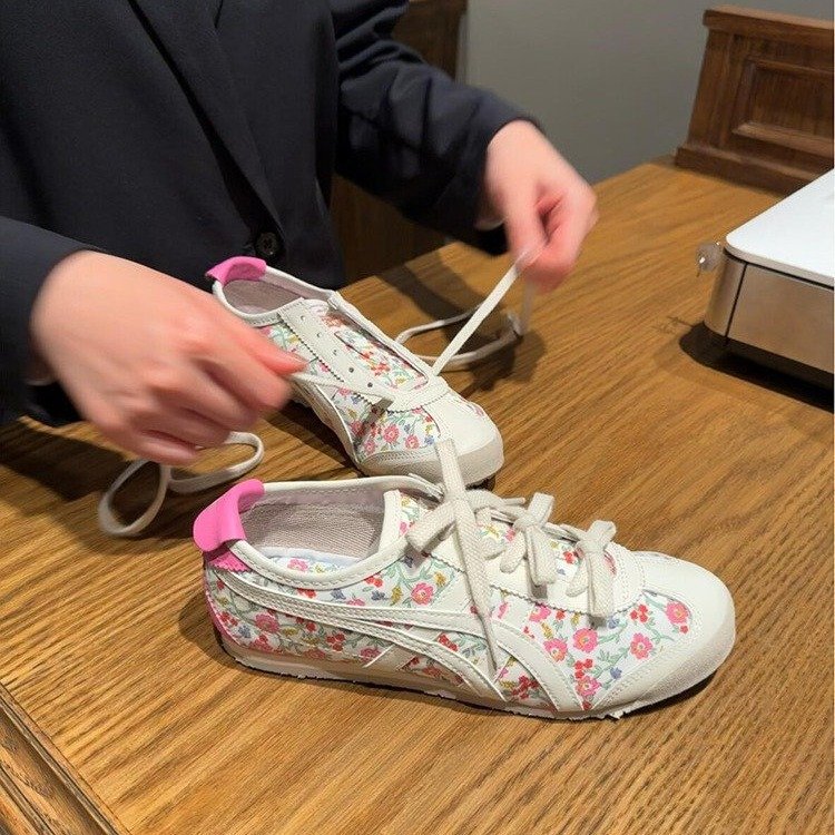 Floral Pink Moral Training Shoes for Women, Height-Increasing Sneakers, 2025 New Summer Fashion Lace-Up Casual Sports Shoes