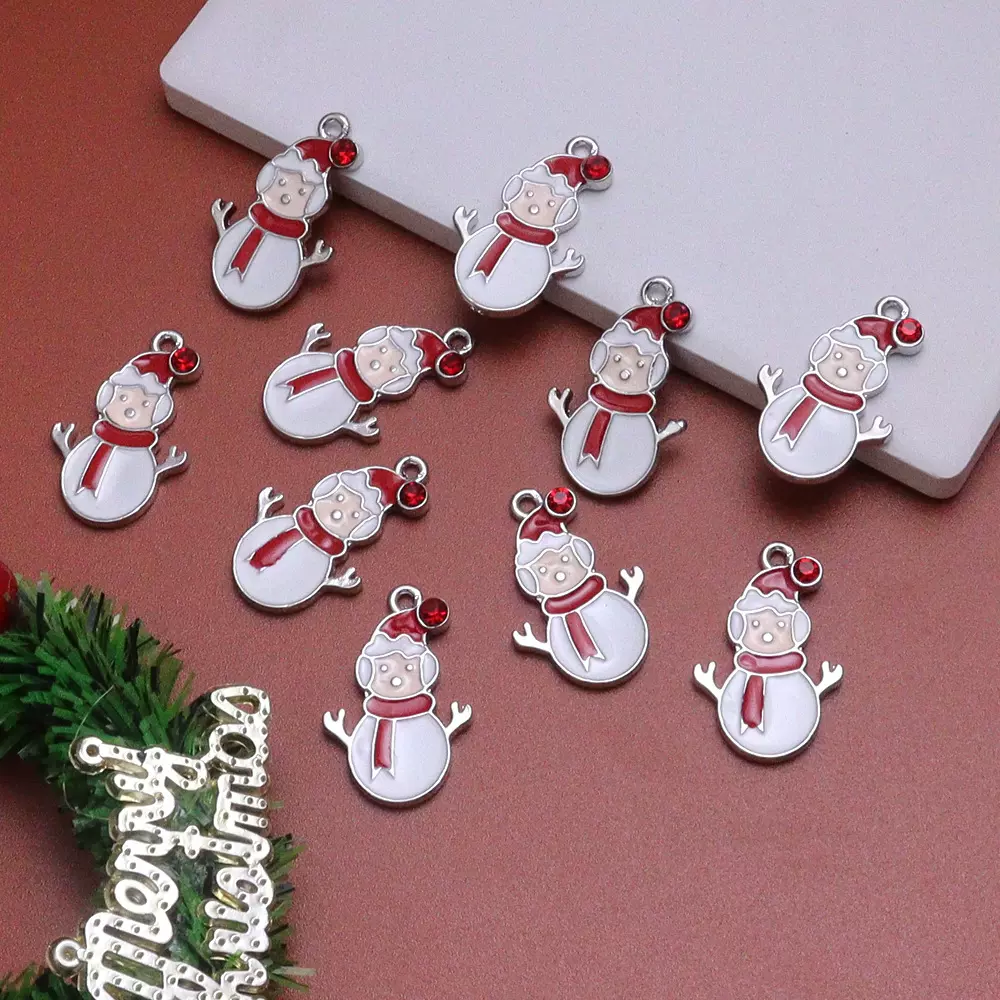 跨境新款圣诞卡通滴油饰品合金吊坠雪人老人diy挂件饰品配件批发