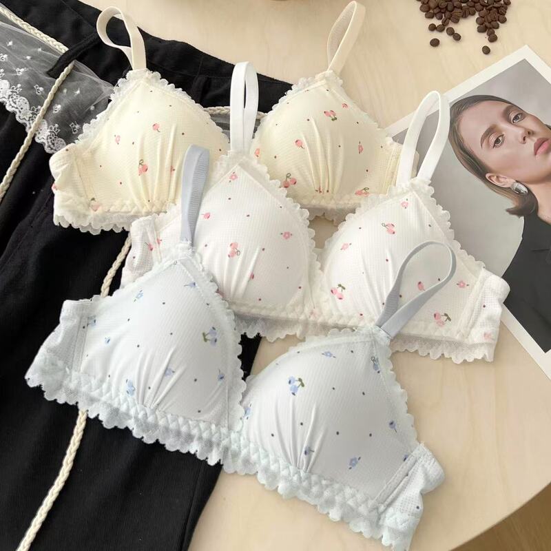 甘いチェリーレースの女性用下着、夏用の薄い小さな胸のプッシュアップ、たるみ防止、通気性と快適なノンワイヤーブラジャー|undefined