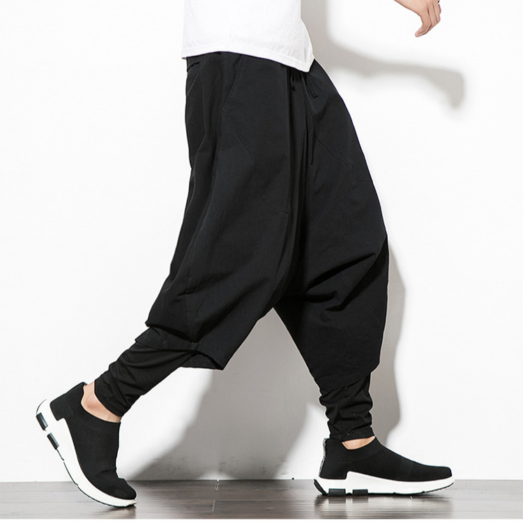 Comercio exterior 2022 verano estilo chino de los hombres de algodón y lino de bajo grado pantalones holgados pantalones grandes de la pierna de la moda de color sólido harén pantalones cortos