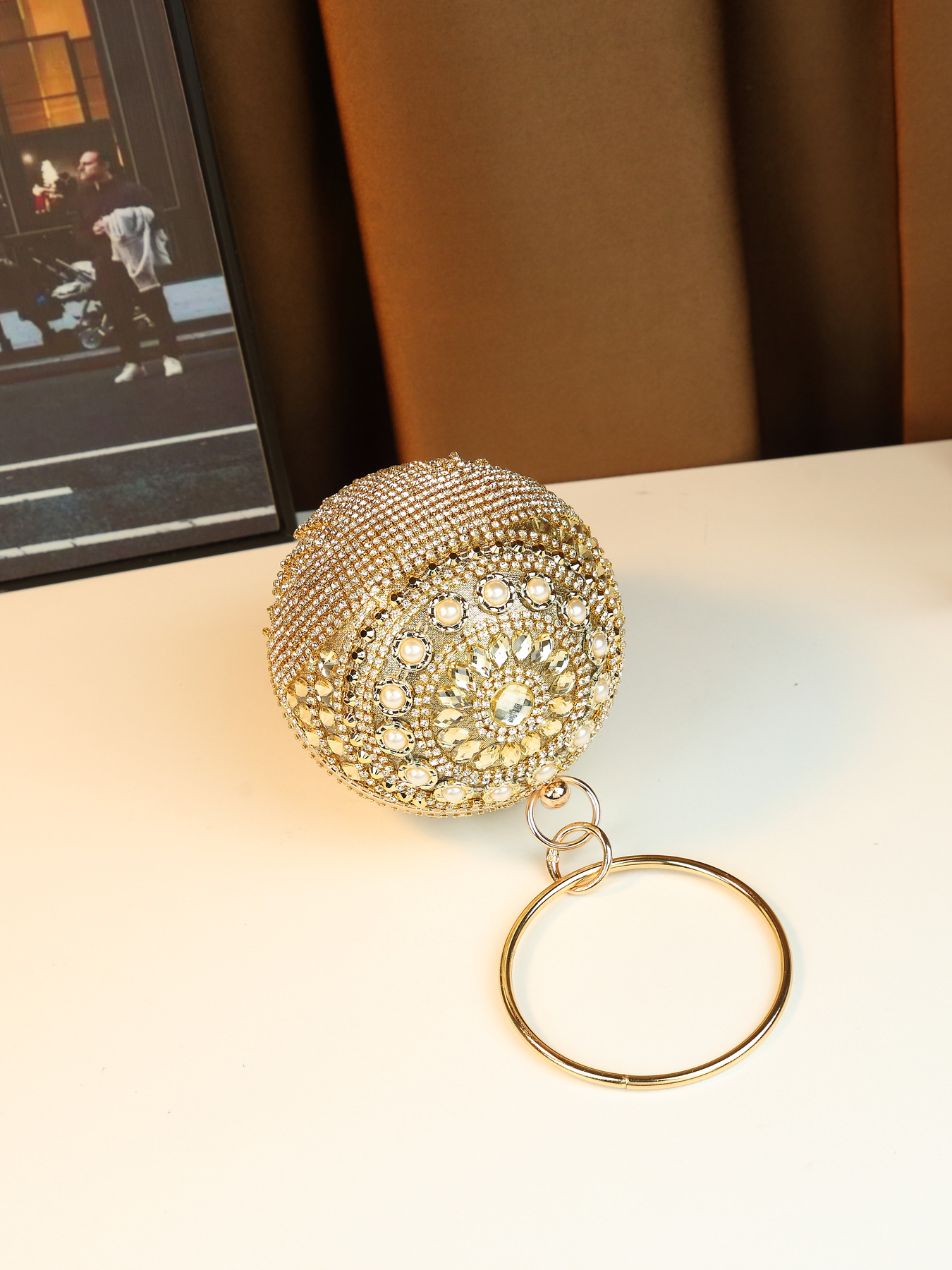 Damväska axelväska med pärlor strass och kedjerem_voghion.com
