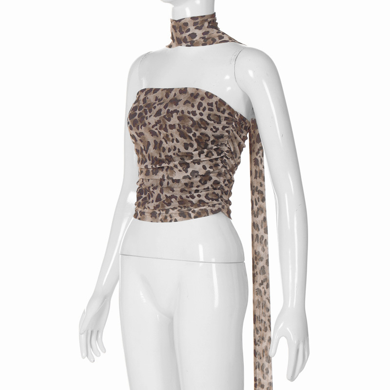 Title 15, Top bandeau com estampa de leopardo, gola spicy...