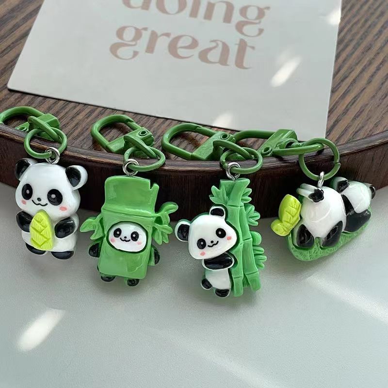 Caricatura panda bambú llavero auriculares accesorios colgantes accesorios para niñas DIY pareja amigos pequeños regalos