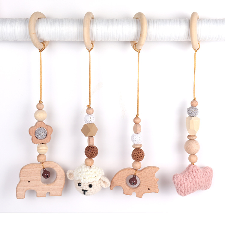 New Cross-border Children's Rattles Toy, Beech Wood Cartoon Animal, Baby Room Decoration, Wooden Children's Hanger Set of Four