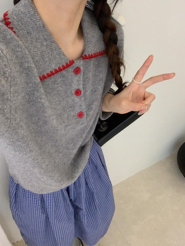 高级感洋气撞色翻领系扣套头针织衫女2025秋冬季软糯减龄针织毛衣|undefined