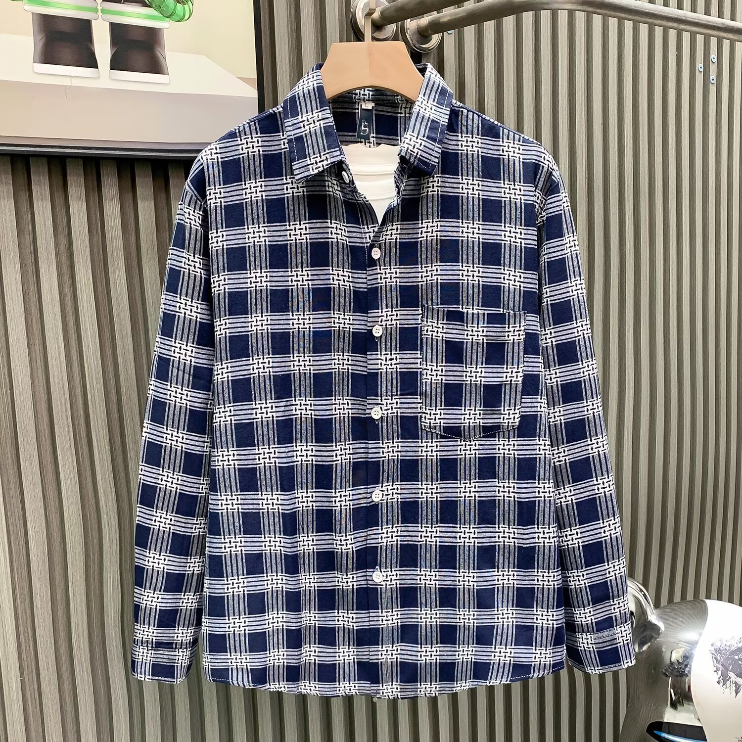 Lässiges Herren-Langarmhemd mit Karomuster – Japanisch inspiriertes, lockeres Hemd mit Knopfleiste (Grau/Blau/Rot, M-XXXL)_voghion.com