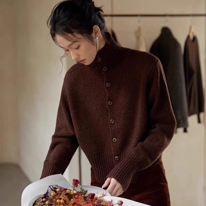 French Retro Brown Short Vertical Collar Top Sweater Cardigan Coat Women's Autumn and Winter Inner Base High Collar Sweater
