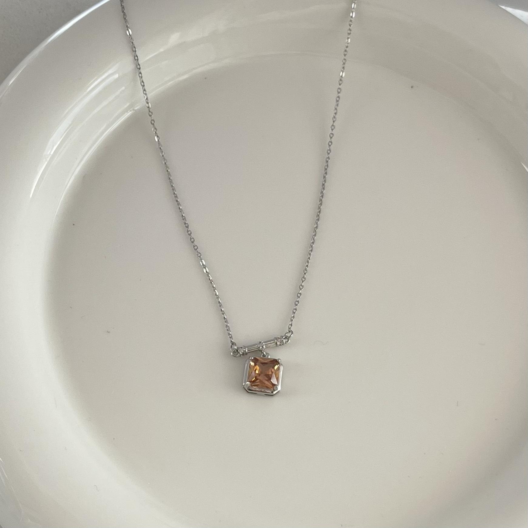 Fashion Square Titanium Steel Necklace Inlay Zircon Stainless Steel Necklaces