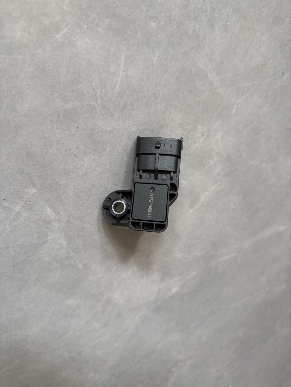 Suitable for Ssangyong Korando Intake Pressure Sensor 1720940048
