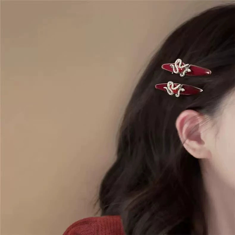 New Year Atmosphere Red Snake Hairpin Women's Light Luxury High-end Rhinestone Pendant Hairpin Niche Exquisite All-match Hair Accessories