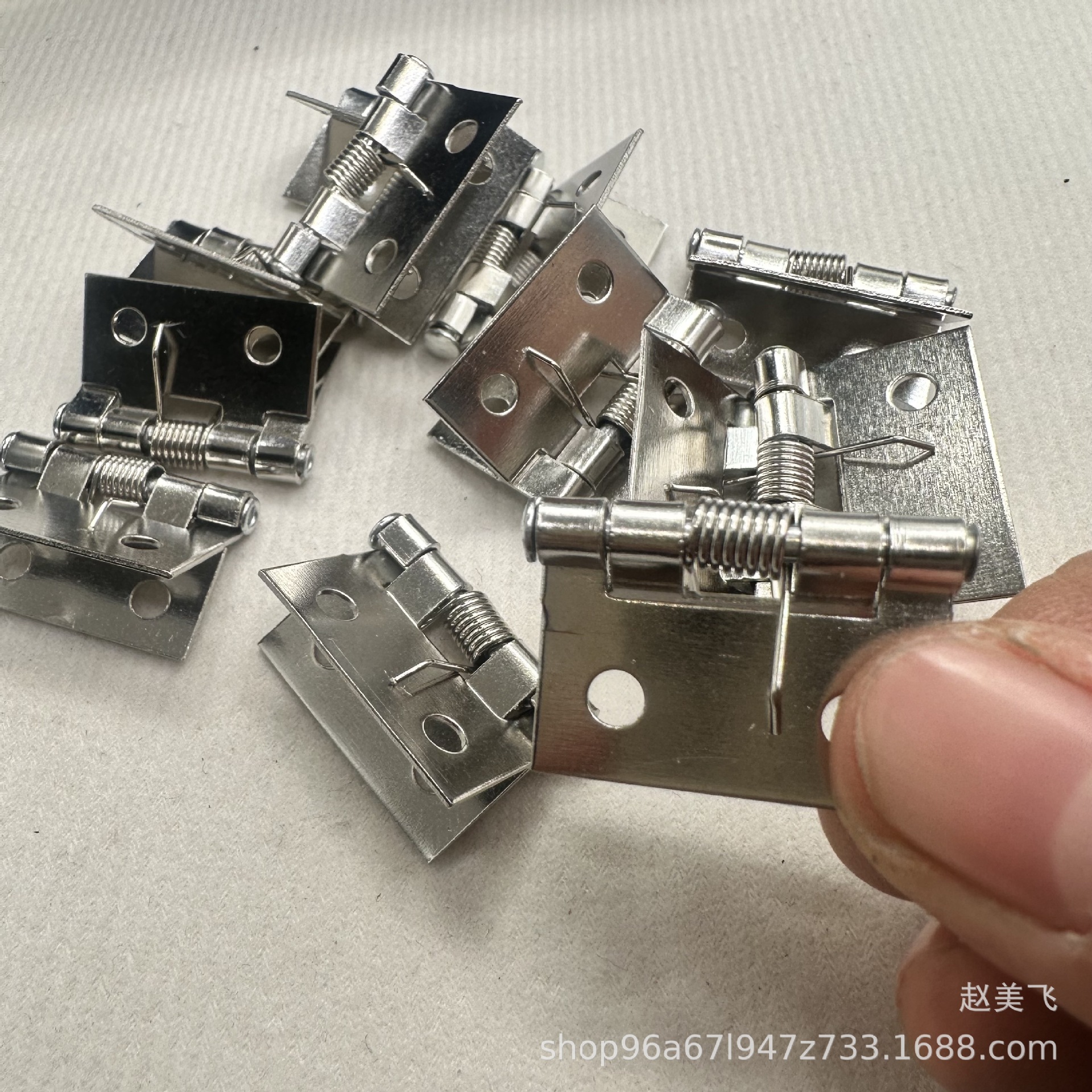 c6ff77dd86dc154bb1b4f064e5cca1