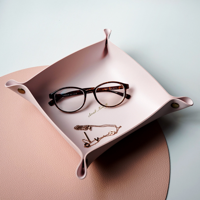 北欧ins革収納ケースデスクトップ収納卓上ヨーロッパスタイル革ジュエリー化粧品キー収納卸