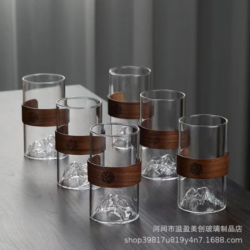 Factory Direct Sales of High-End Cylindrical Water Cups Wholesale with Creative Design and High Borosilicate Glass