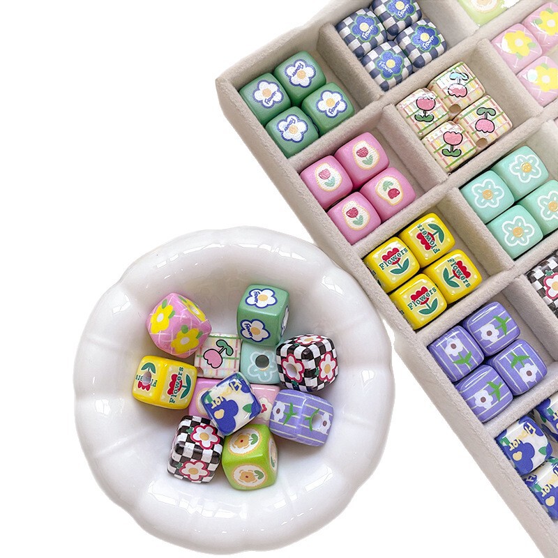 【元气花园】棋盘格郁金香花朵爱心方块串珠DIY手工手机链配件珠|undefined