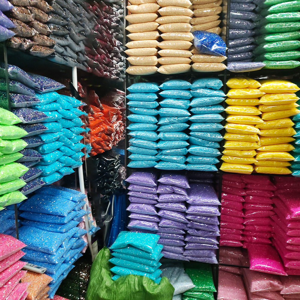 Nueva resina de color al por mayor, diamantes de imitación de fondo plano, acrílico, uñas, joyas de diamantes autoadhesivas, diamantes decorativos de bricolaje