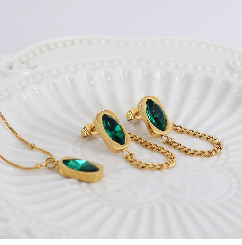 French Style Geometric Titanium Steel Zircon Necklace 1 Pair_colorza_10