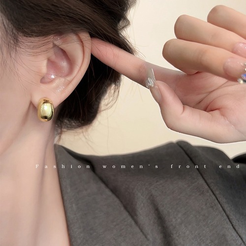 Love~ Silver Bean Bubble Light Metal Earrings  New Unique Design Elegant Earrings for Women