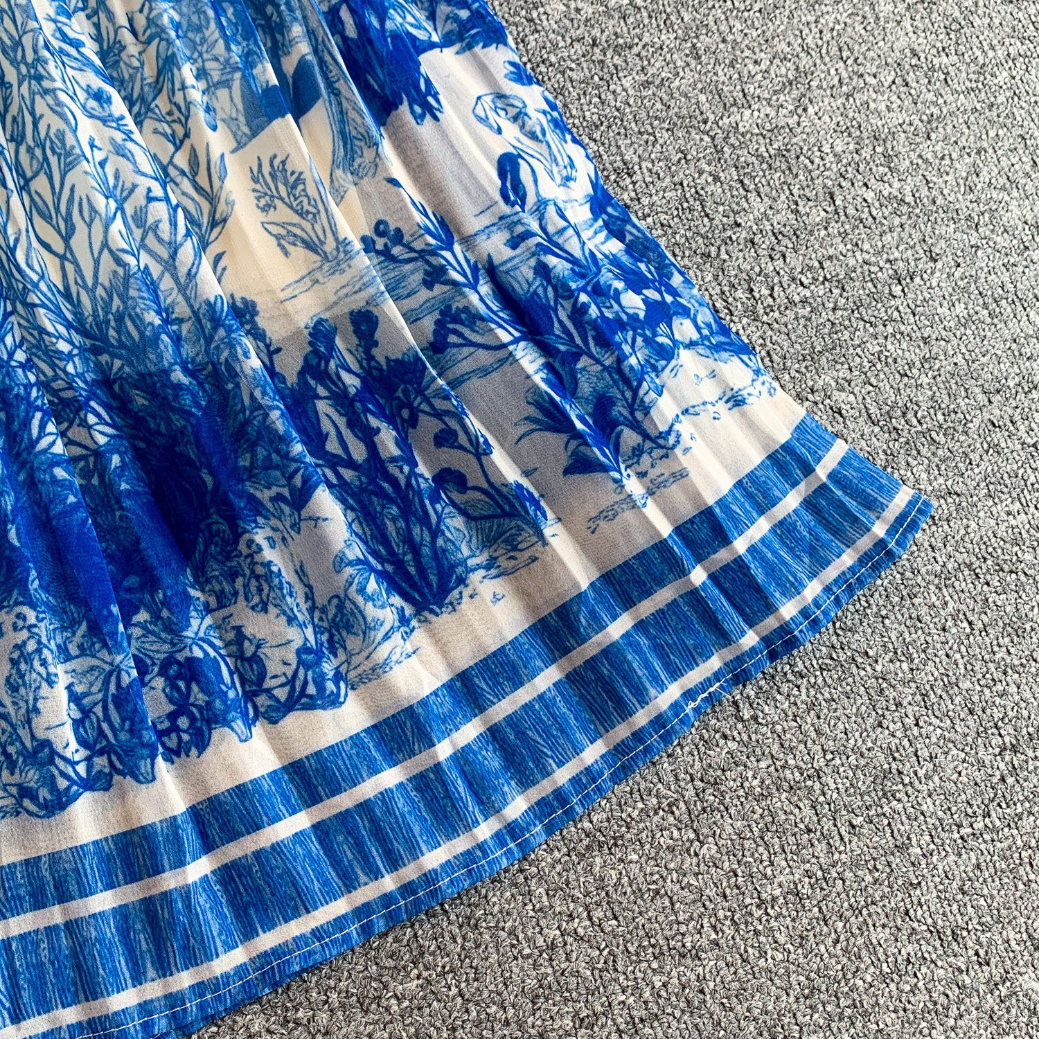 Women's Light French Romantic Style Tie Dye Floral Print Round Neck Dress Three Dimensional Flower Summer Slimming Pleated Long Skirt_ecoleips.com