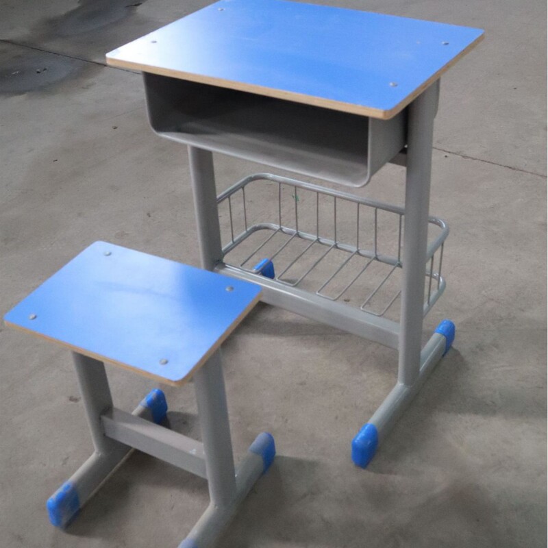 現物卸売りの小中学生の机と椅子と子供の学習机の教育機関の一人の机の家庭用机|undefined