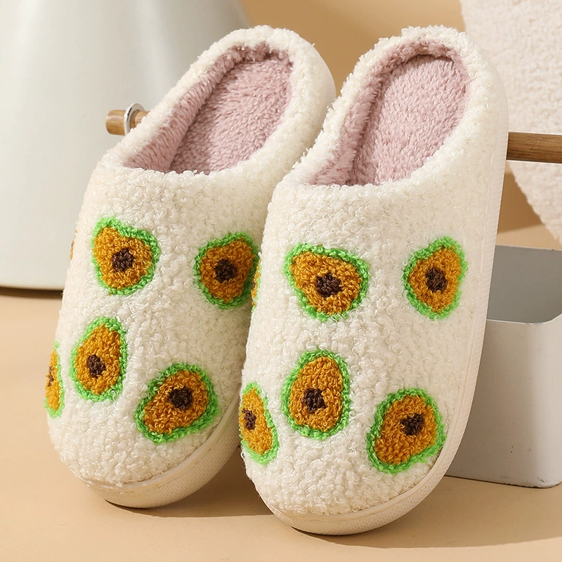 Plush indoor slippers, cartoon strawberry style, unisex, sizes 36–45, warm cozy pair