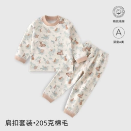 童睡袋;其他婴儿寝具;围嘴围兜