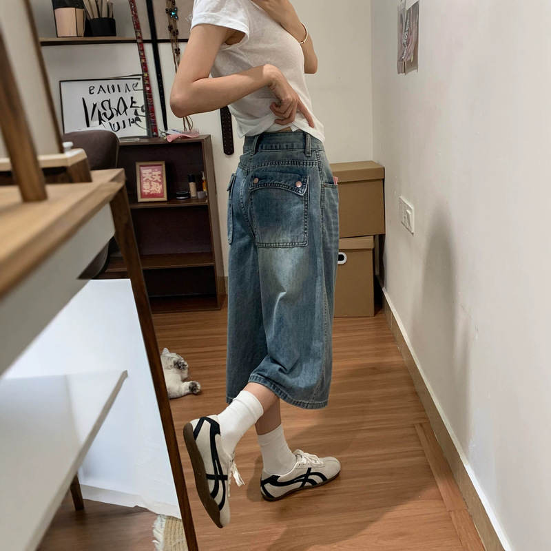 Vintage Wide-Leg Denim Capri Pants for Women, Summer New Style, Plus Size, Loose Fit, Flattering for Pear-Shaped Body, Straight-Leg Pants Vintage Wide-Leg Denim Capri Pants for Women, Summer New Style, Plus Size, Loose Fit, Flattering for Pear-Shaped Body, Straight-Leg Pants