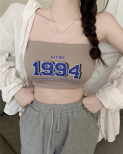 Hot girl strapless underwear, outer wear, inner wear, chest wrap, anti-exposure, thin fixed cup with breast pads, letter tube top for women