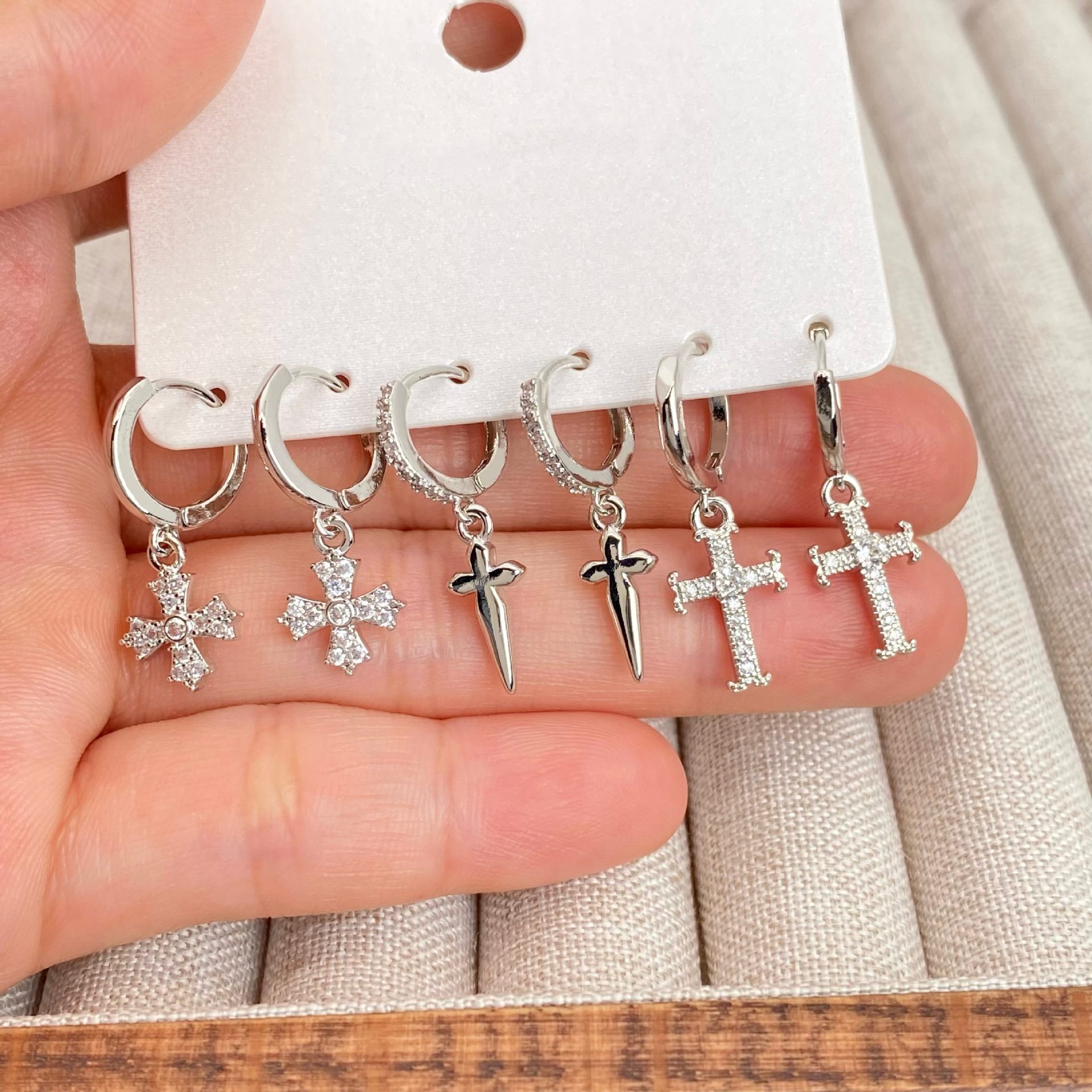 34# 실버 크로스 지르콘 귀걸이 2.2cm+2.5cm+2.5cm 세 쌍
