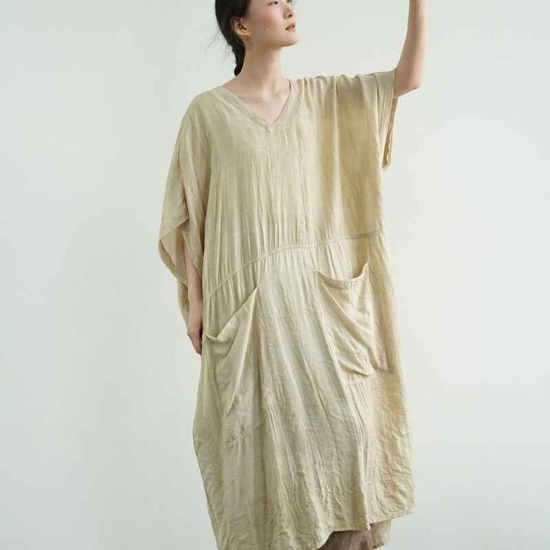 Original Design Retro Artistic V-Neck Loose Silhouette Dress, Comfortable and Unique Color-Mixed Long Robe L25073 Original Design Retro Artistic V-Neck Loose Silhouette Dress, Comfortable and Unique Color-Mixed Long Robe L25073